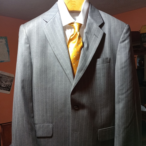 HICKEY FREEMAN Men's Chalk Gray 2Btn/2Vent Suit Size 40R W36 (10) - Picture 9 of 11